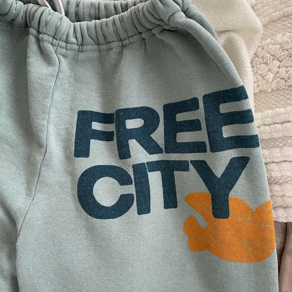 Free City Sweatpants